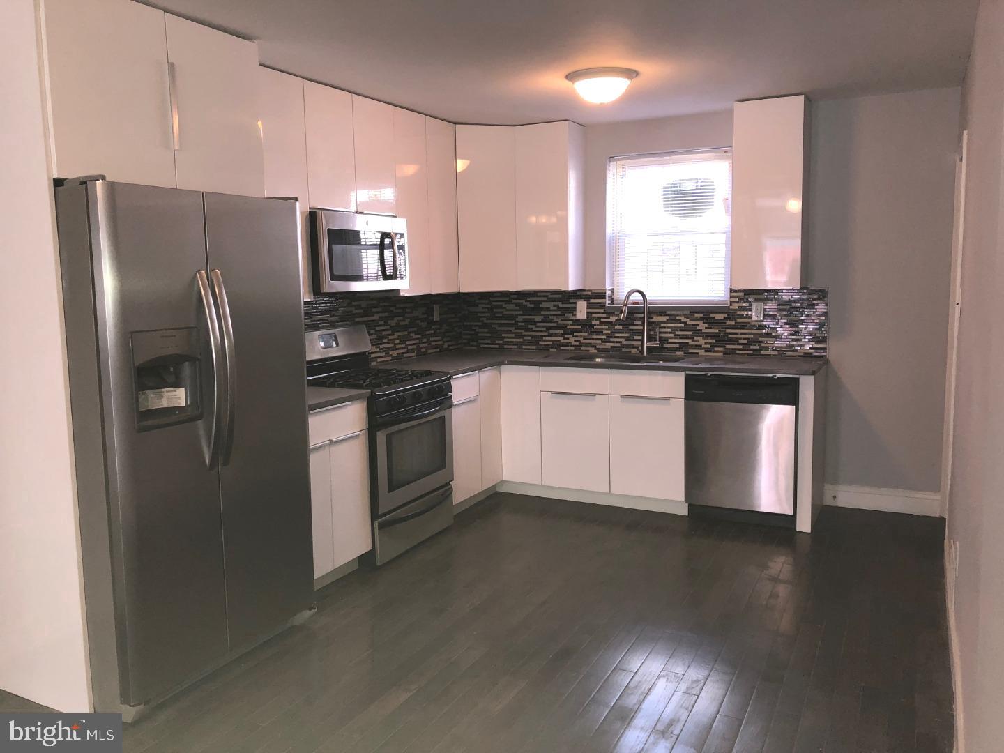 POINT BREEZE - Residential Lease