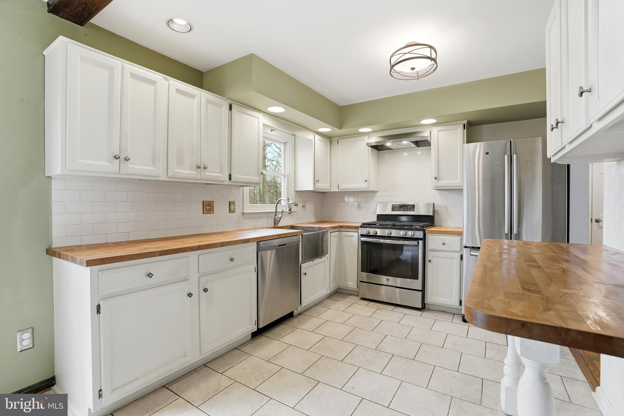 DUBLIN VIL GREEN - Residential