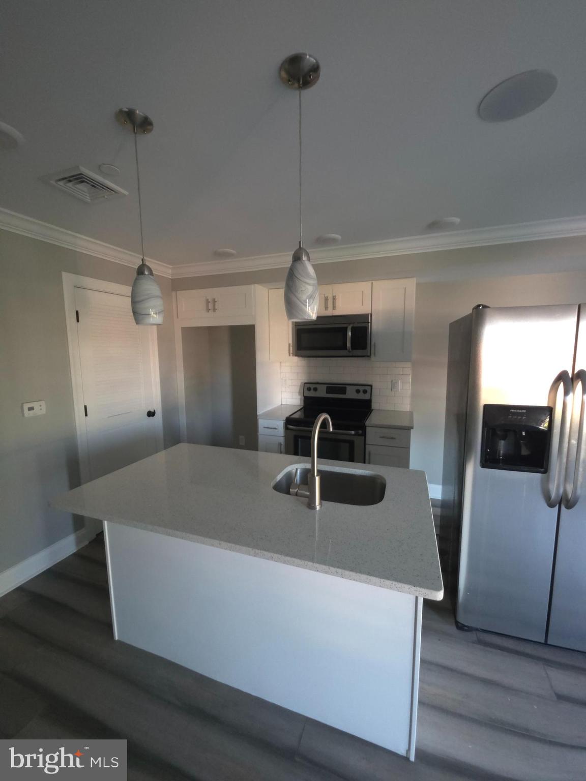 ALLEGHENY WEST - Residential Lease