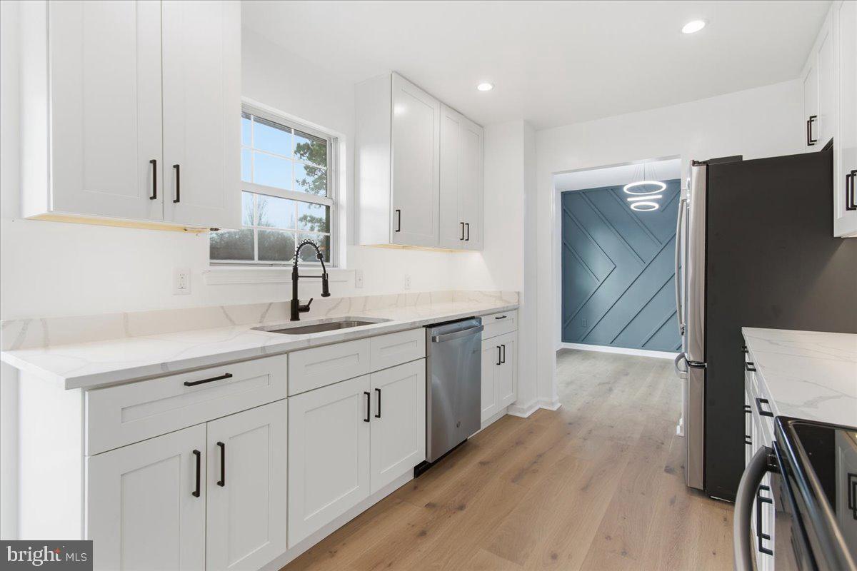 FOX RUN ESTATES - Residential