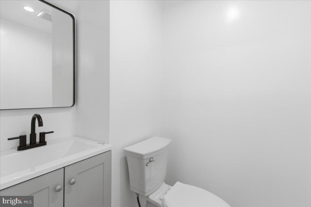 FOX RUN ESTATES - Residential