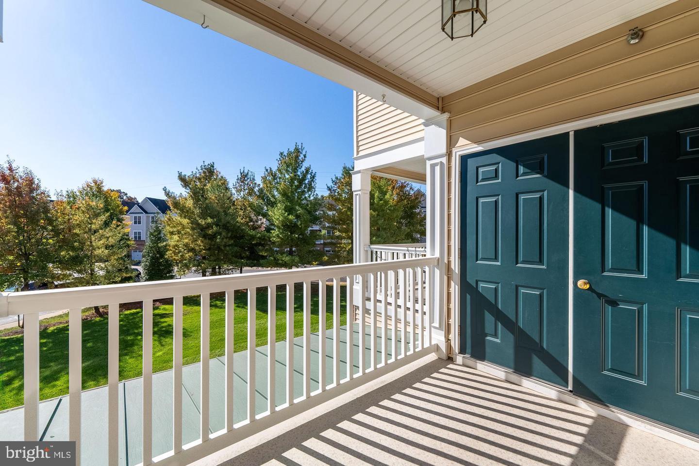 BELMONT COUNTRY CLUB - Residential Lease