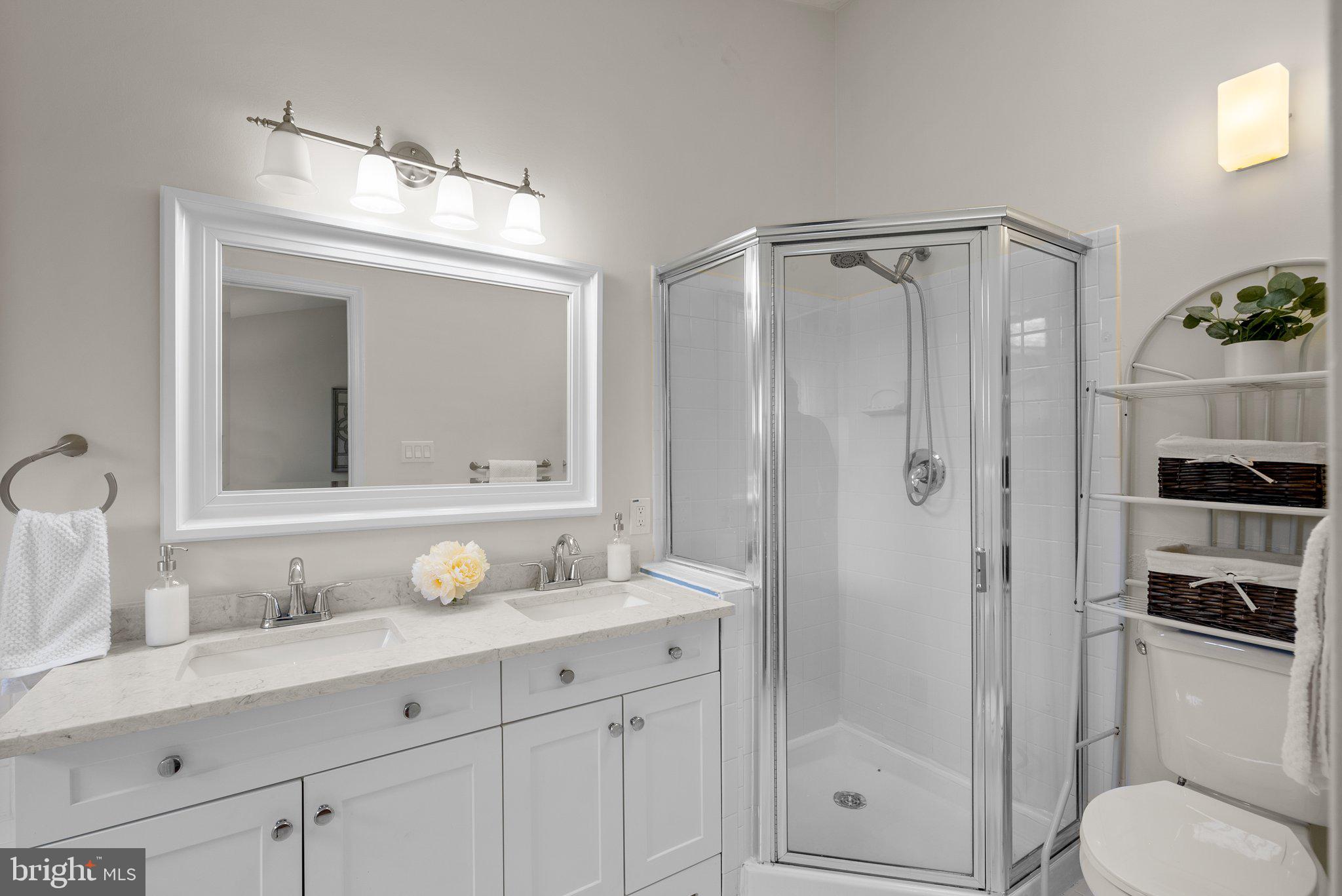 TANGLEWOOD - Residential