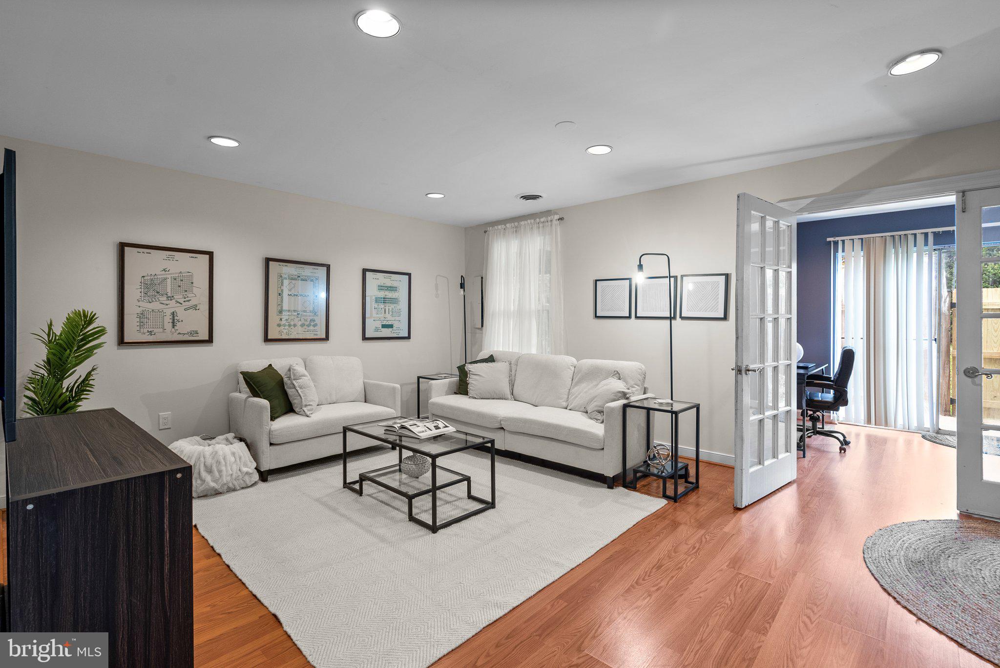 TANGLEWOOD - Residential