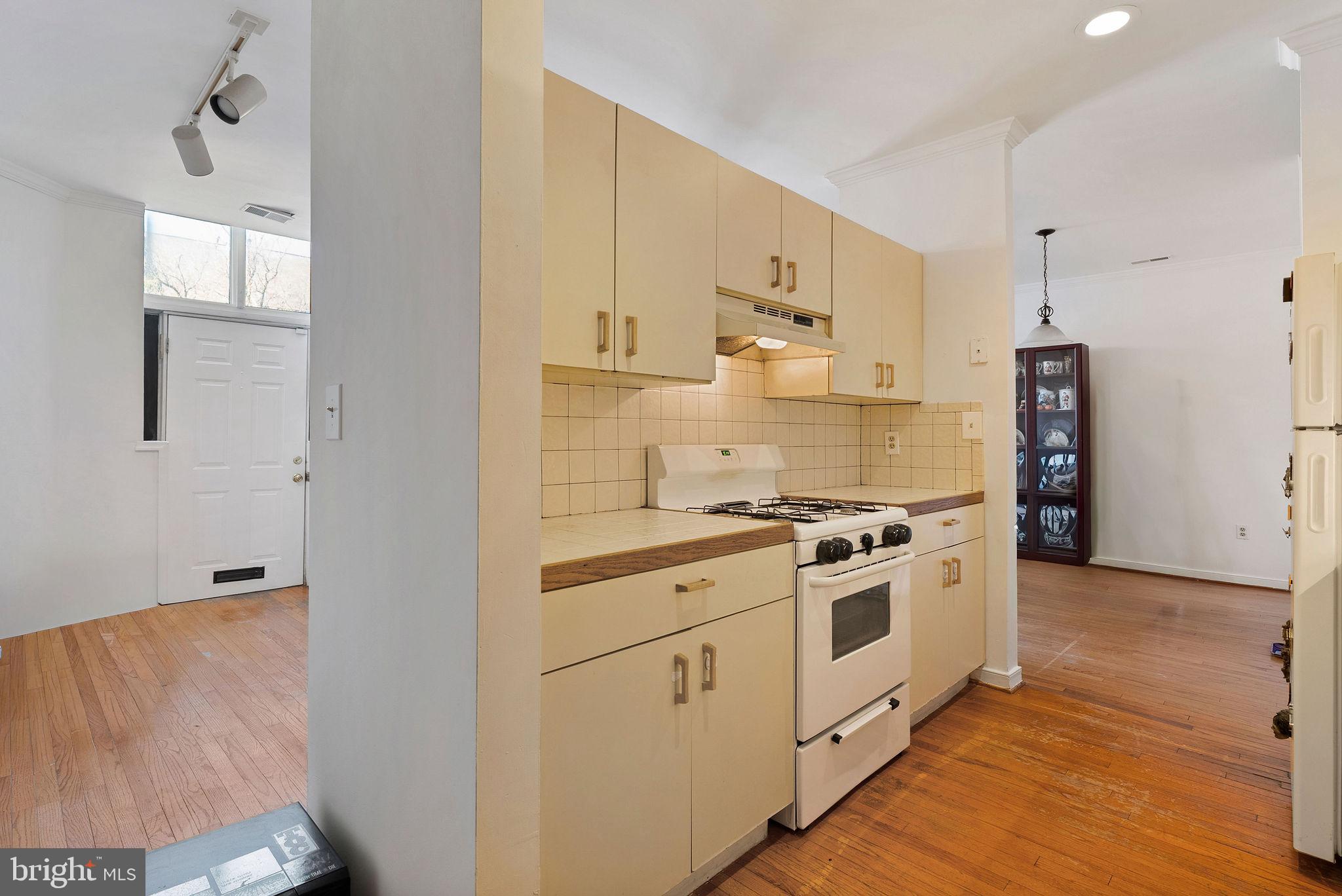 FEDERAL HILL HISTORIC DISTRICT - Residential