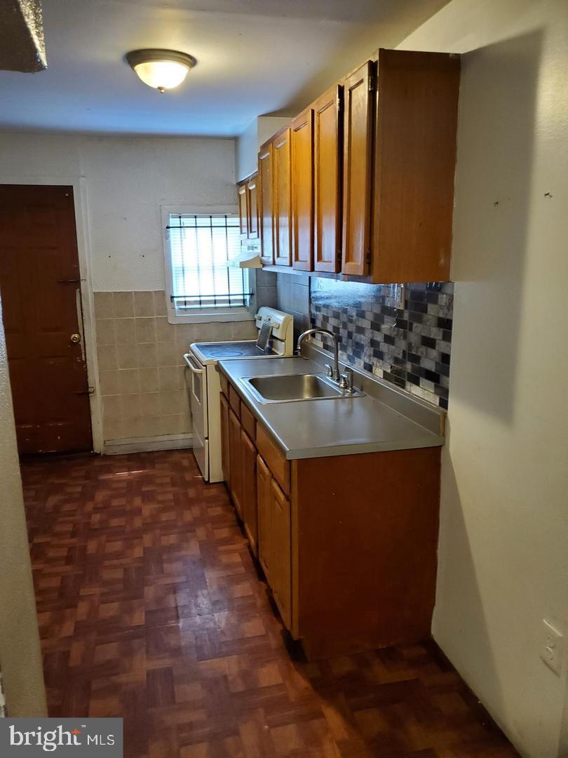 WEST KENSINGTON - Residential