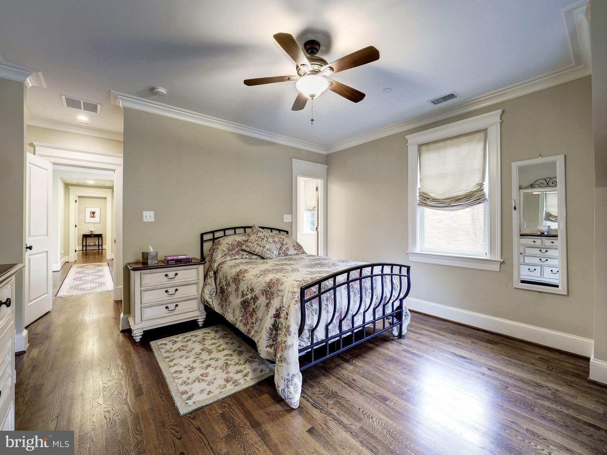 BATTERY PARK - Residential