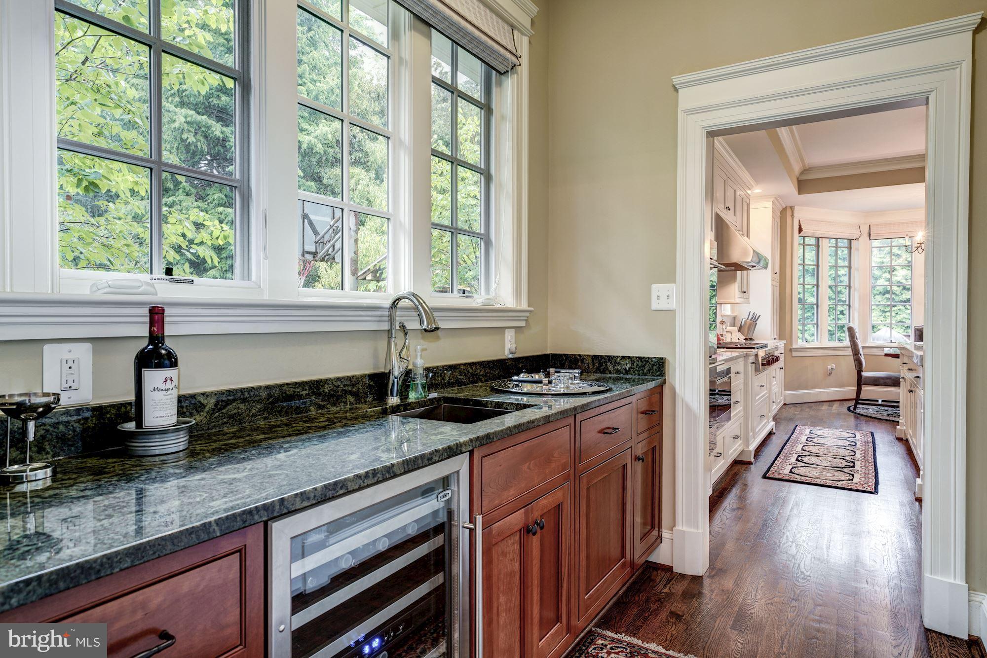 BATTERY PARK - Residential