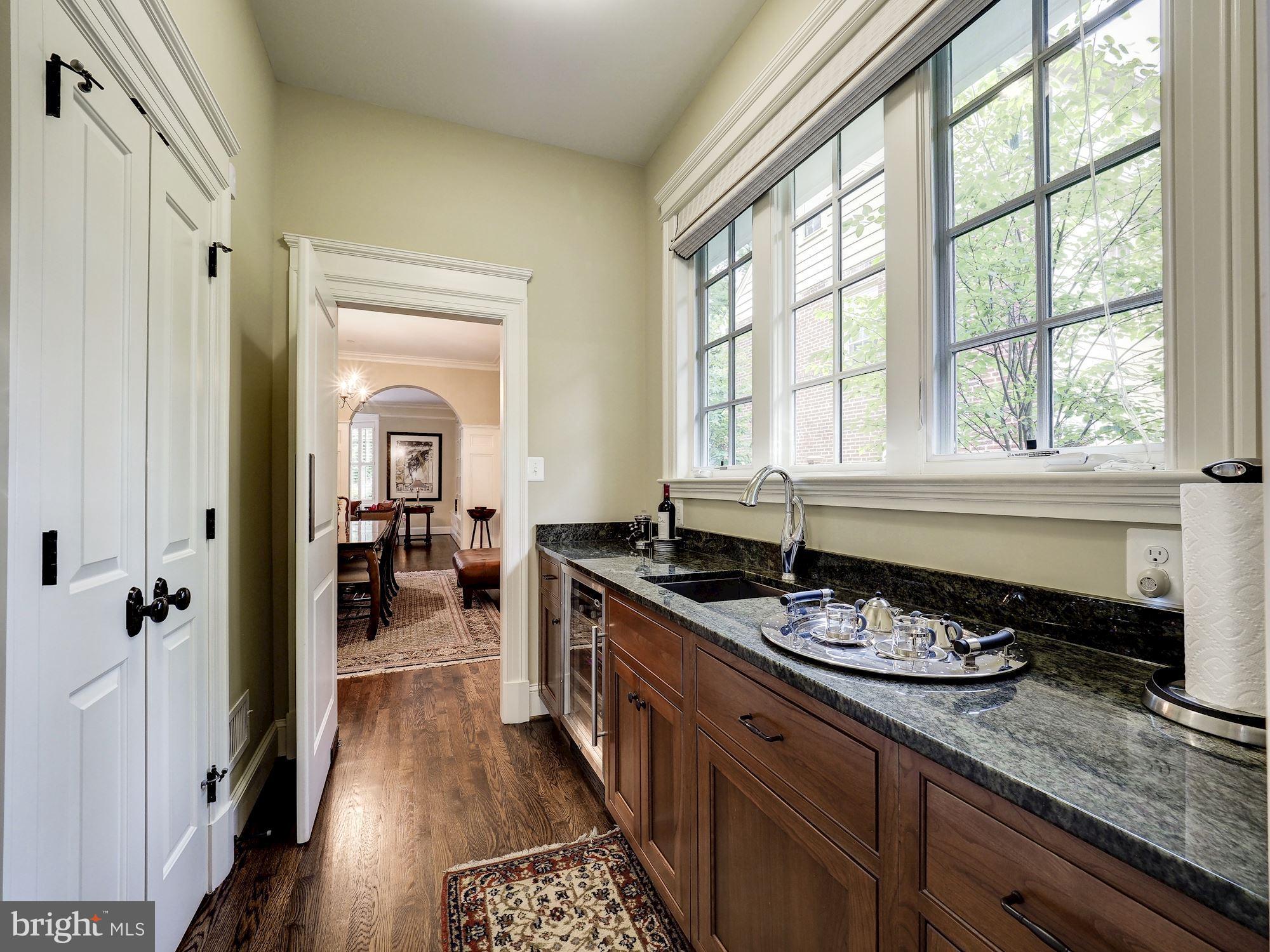 BATTERY PARK - Residential