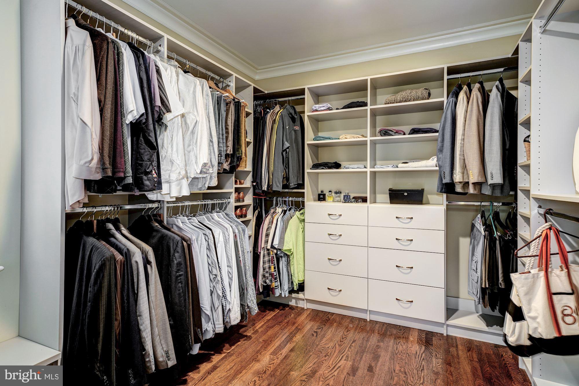 BATTERY PARK - Residential