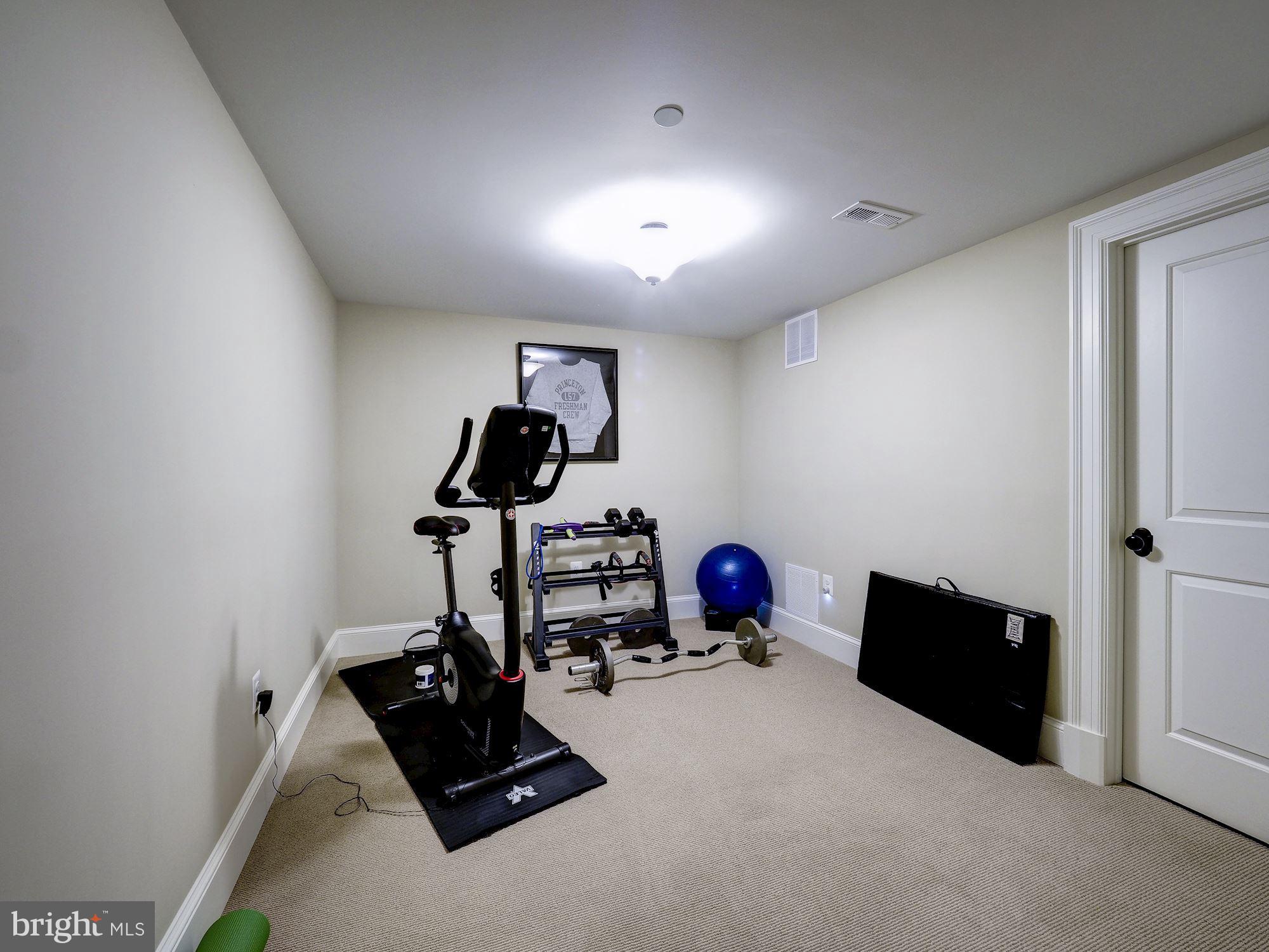 BATTERY PARK - Residential