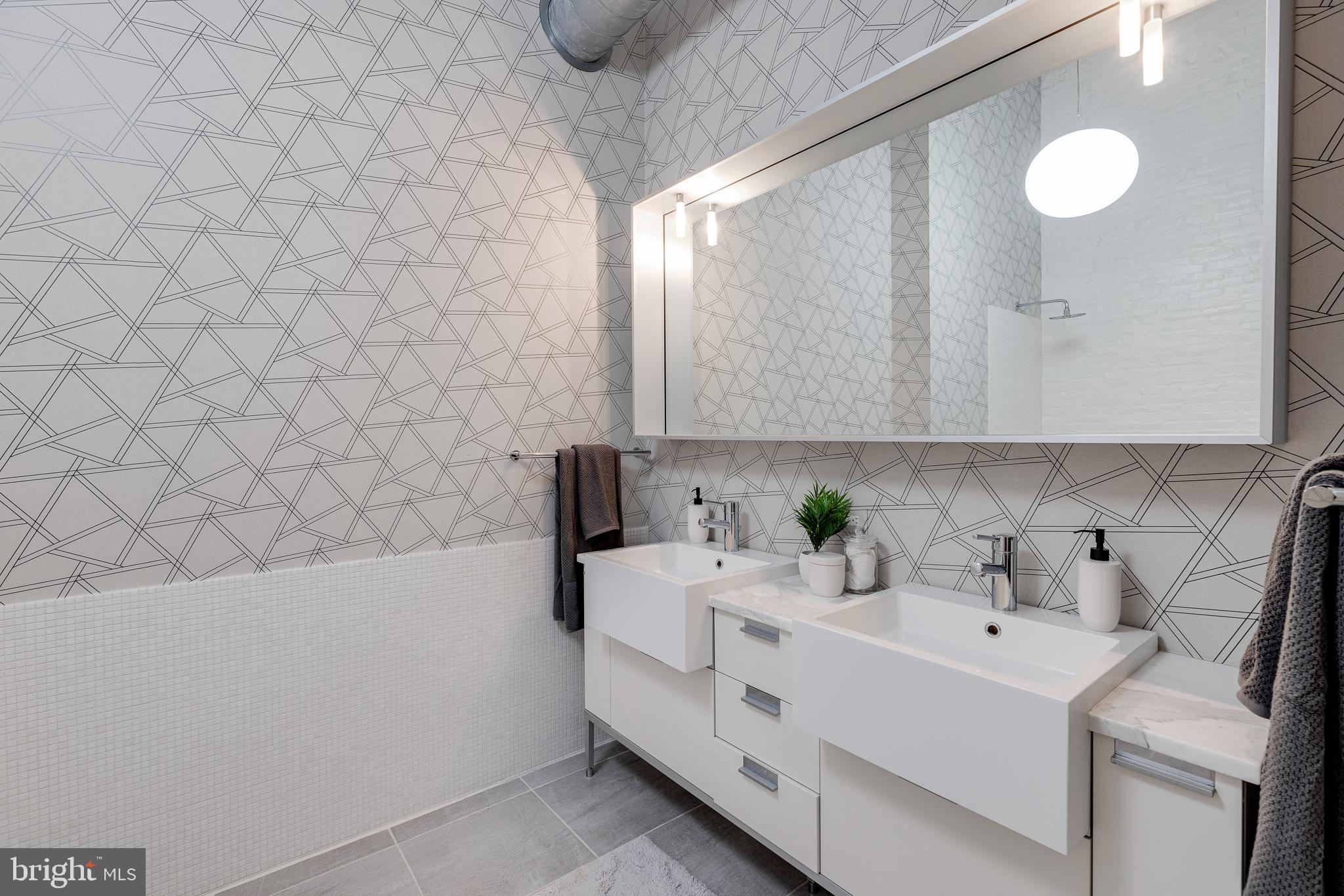 WASHINGTON SQ WEST - Residential