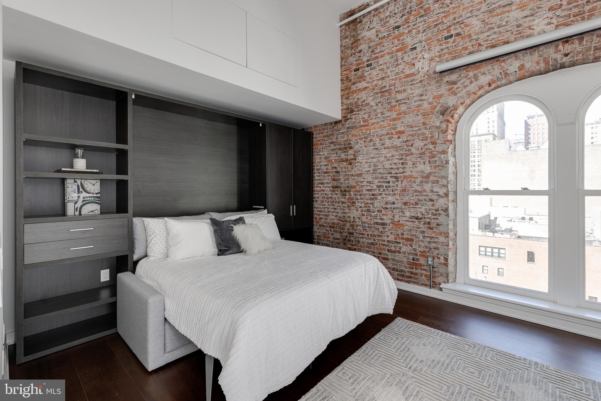 WASHINGTON SQ WEST - Residential