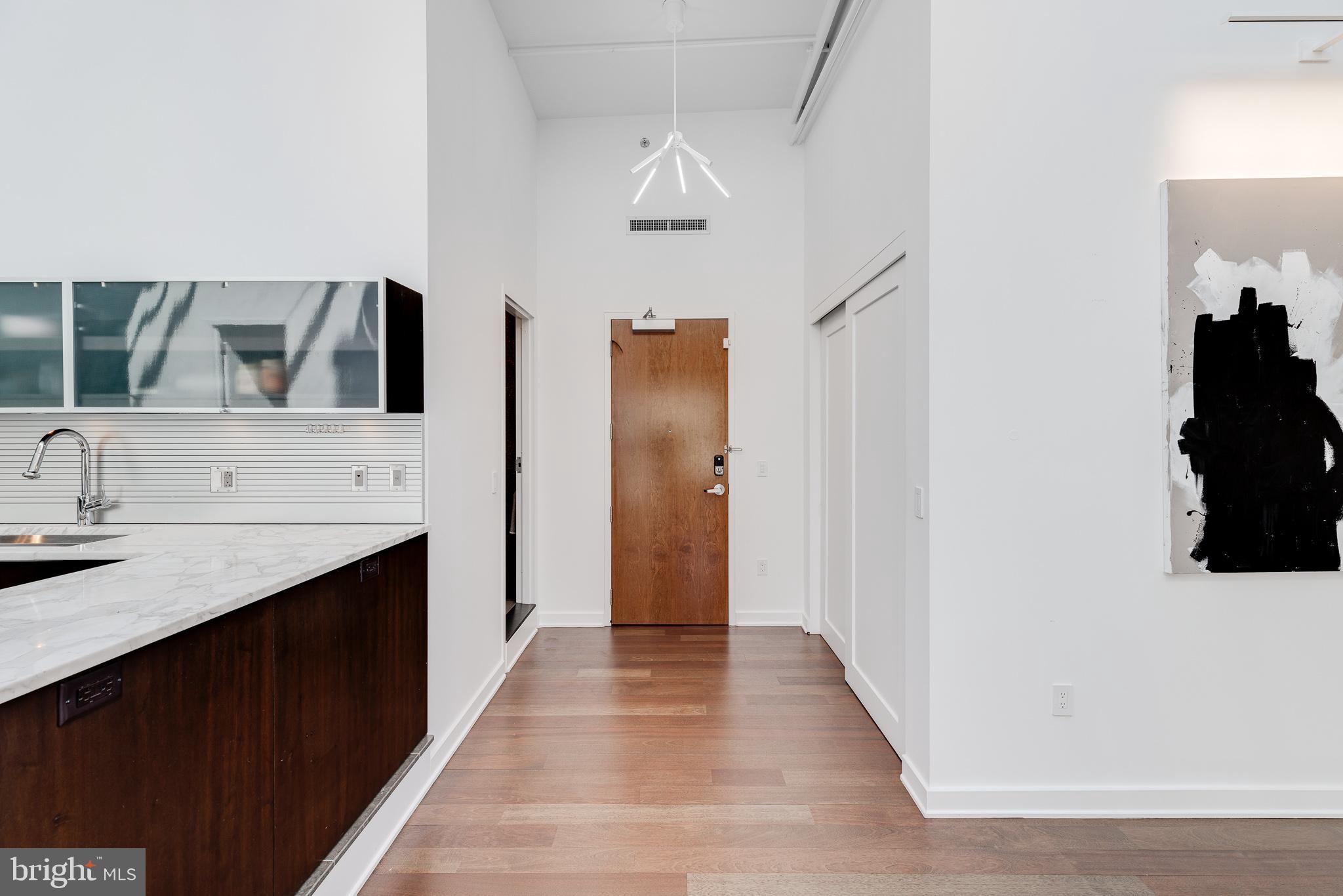 WASHINGTON SQ WEST - Residential