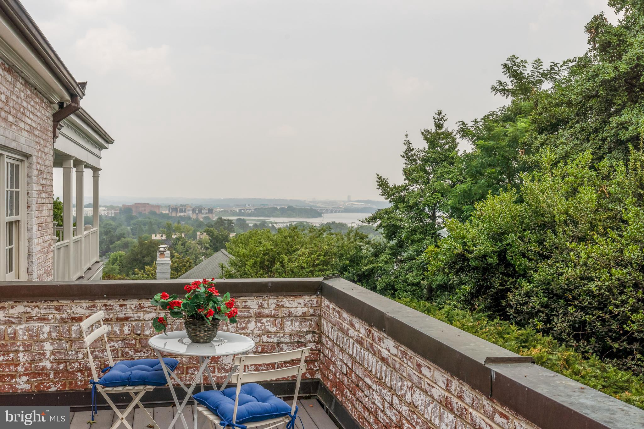 BELLE HAVEN - Residential