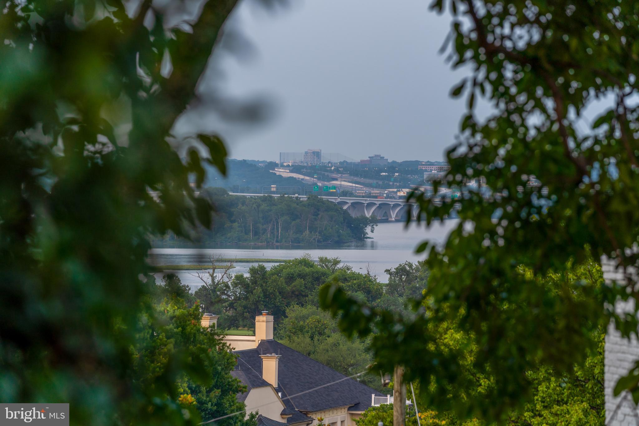 BELLE HAVEN - Residential