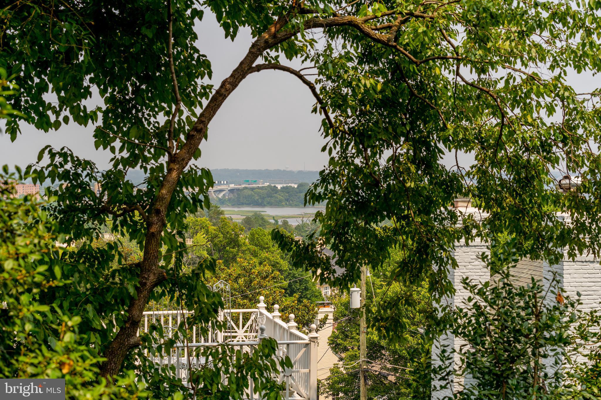 BELLE HAVEN - Residential