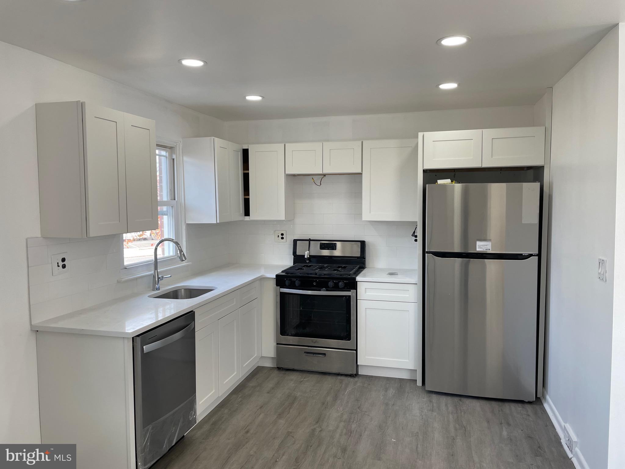 PHILADELPHIA (NORTHEAST) - Residential