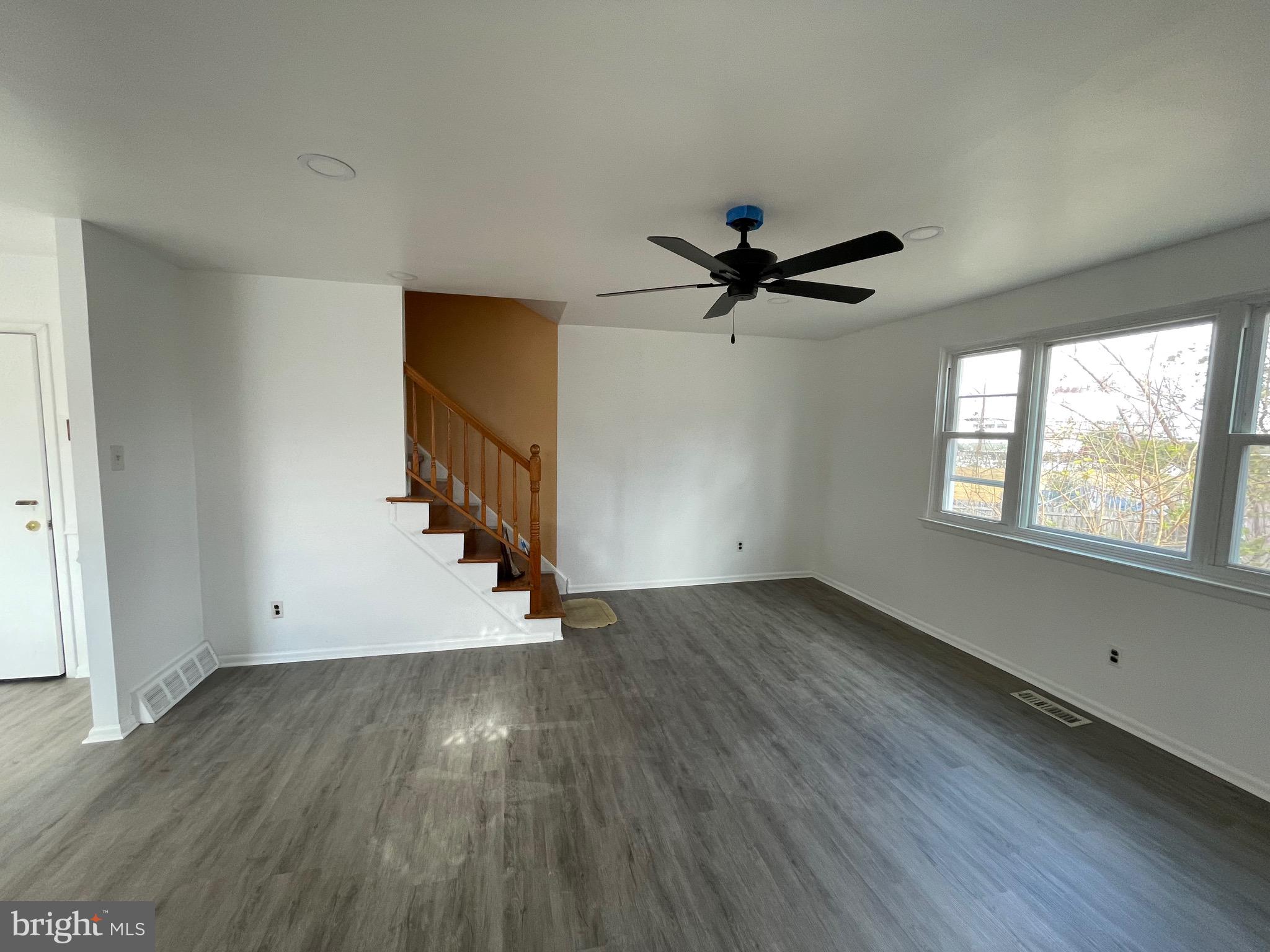 PHILADELPHIA (NORTHEAST) - Residential