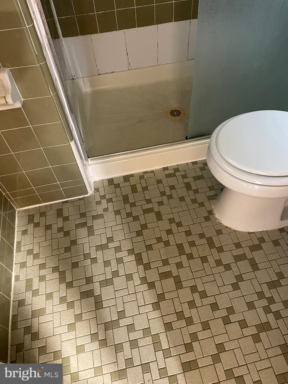 PHILADELPHIA (NORTHEAST) - Residential