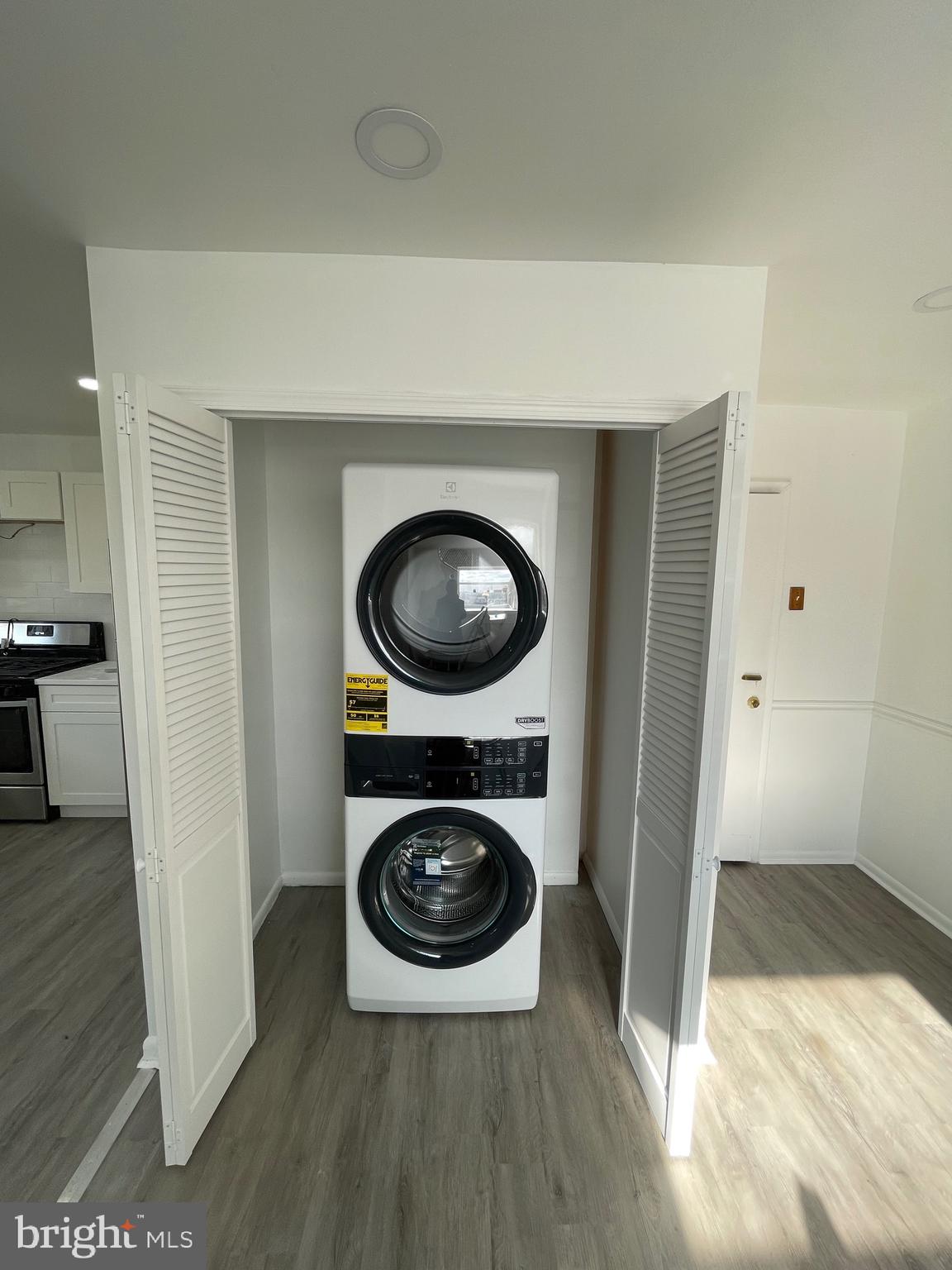 PHILADELPHIA (NORTHEAST) - Residential