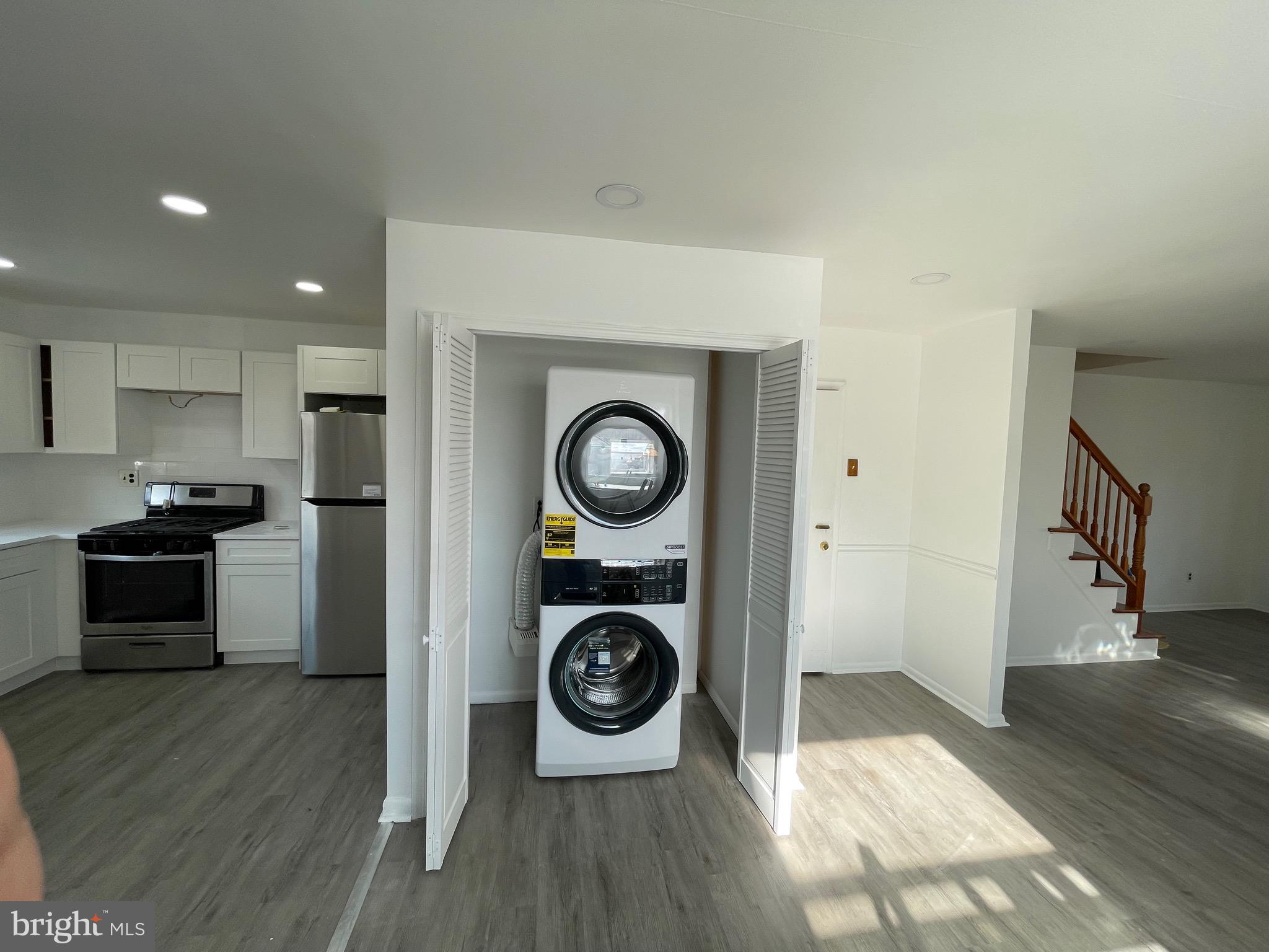 PHILADELPHIA (NORTHEAST) - Residential