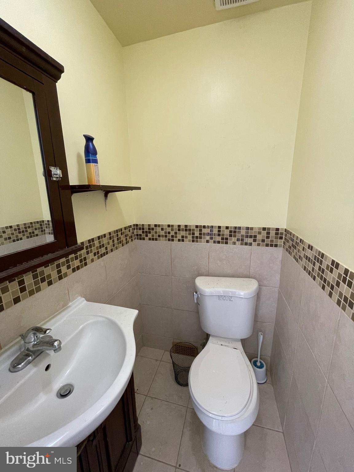 PHILADELPHIA (NORTHEAST) - Residential