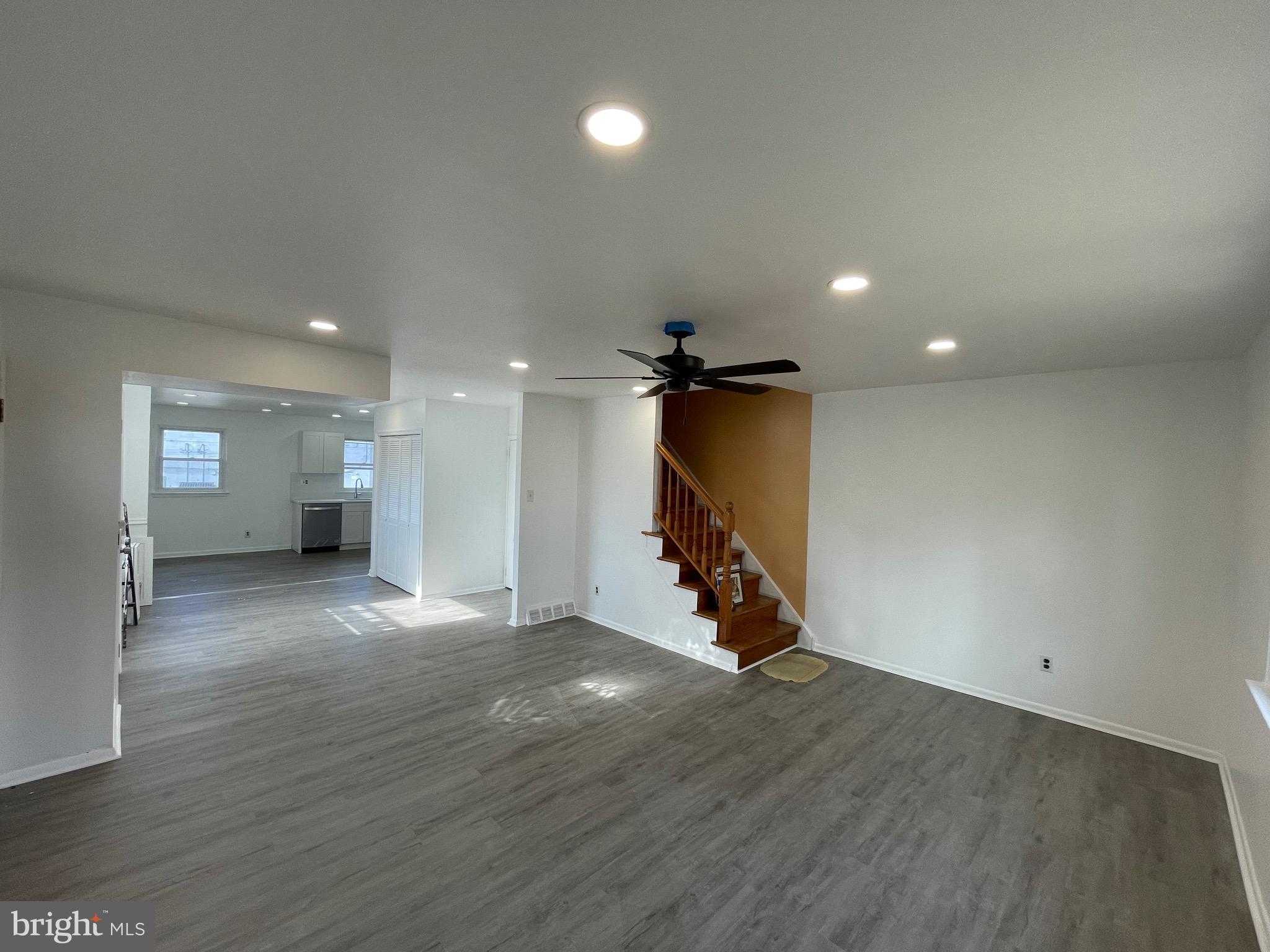 PHILADELPHIA (NORTHEAST) - Residential