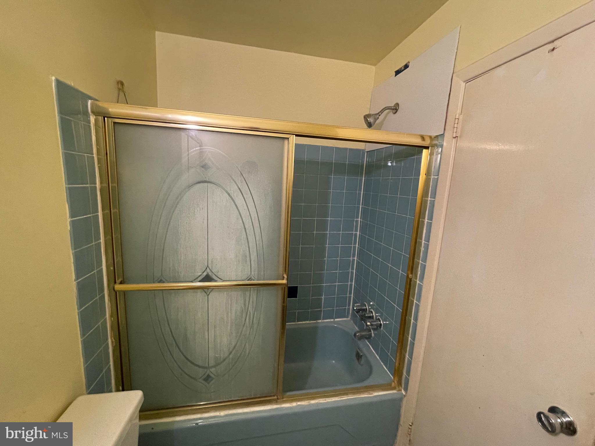 PHILADELPHIA (NORTHEAST) - Residential