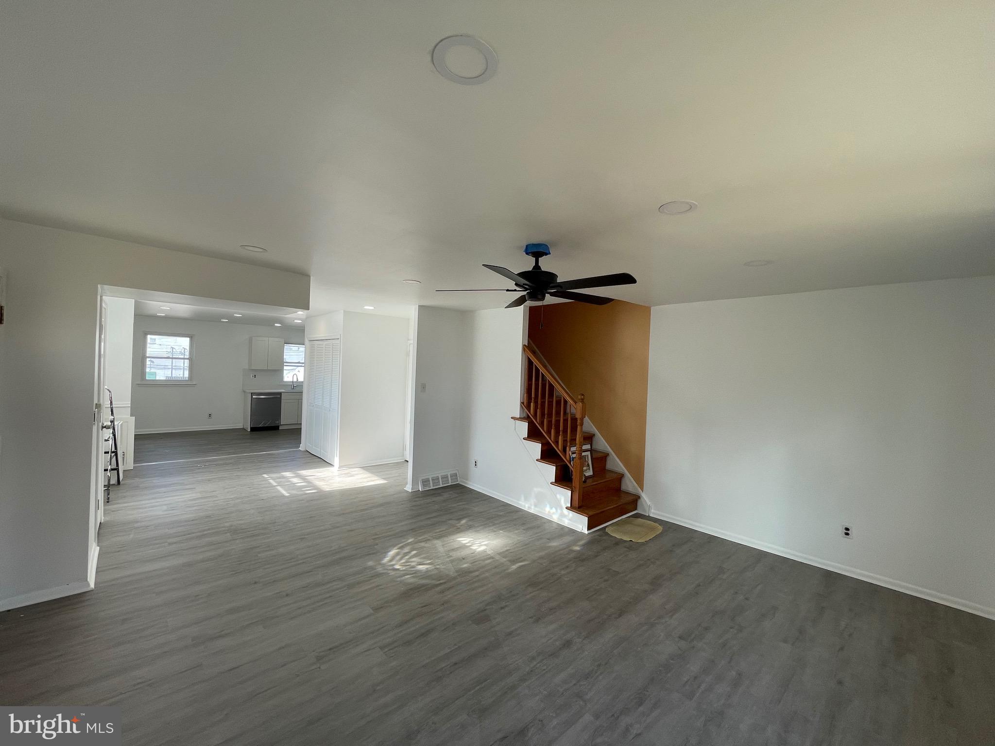 PHILADELPHIA (NORTHEAST) - Residential