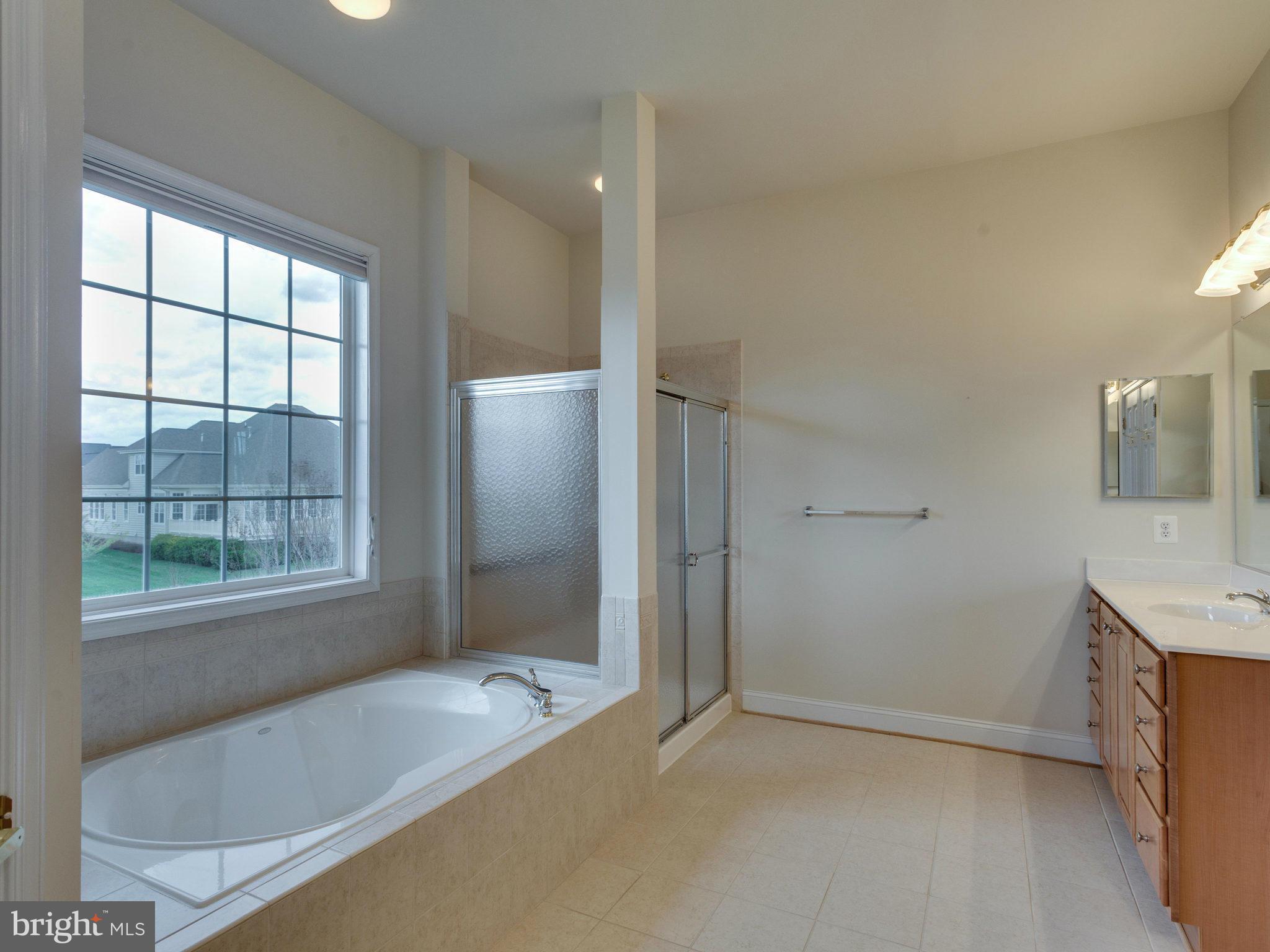 HERITAGE HUNT - Residential