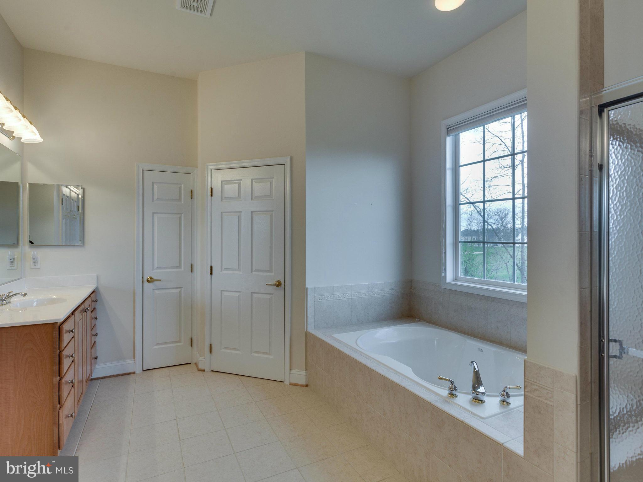 HERITAGE HUNT - Residential