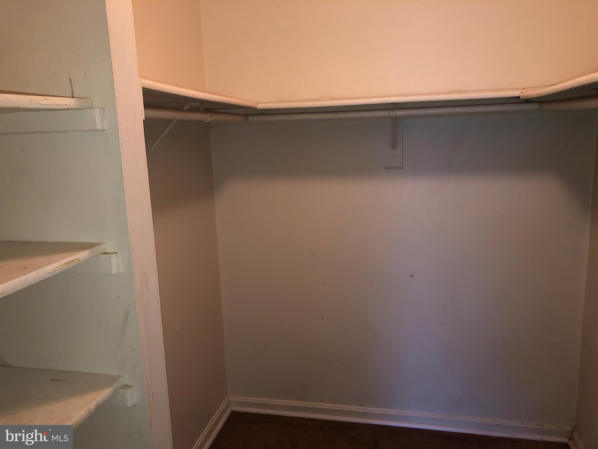 GREEN HILLS - Residential