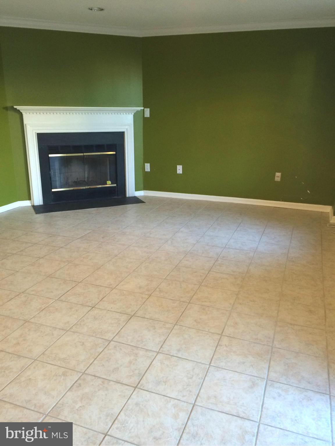 CAROLYN FOREST - Residential