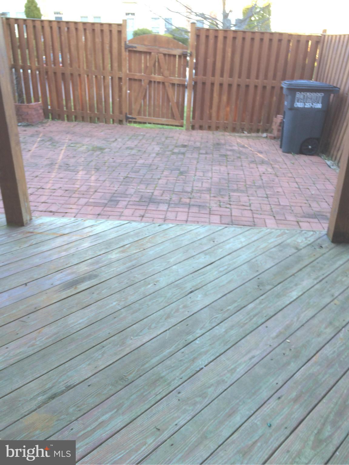 CAROLYN FOREST - Residential