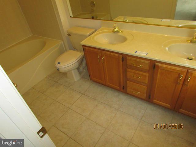 CAROLYN FOREST - Residential