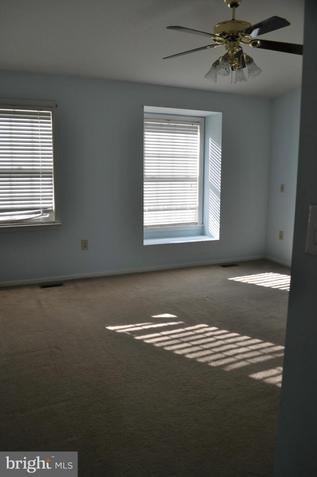 CAROLYN FOREST - Residential