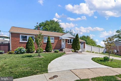 Homes For Sale - 3 Radcliffe Court<br/> WILMINGTON, DE 19804