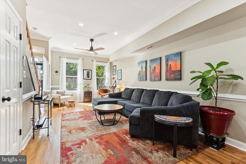 Photo of 51 P Street NW, WASHINGTON, DC 20001 (MLS # DCDC2224828)