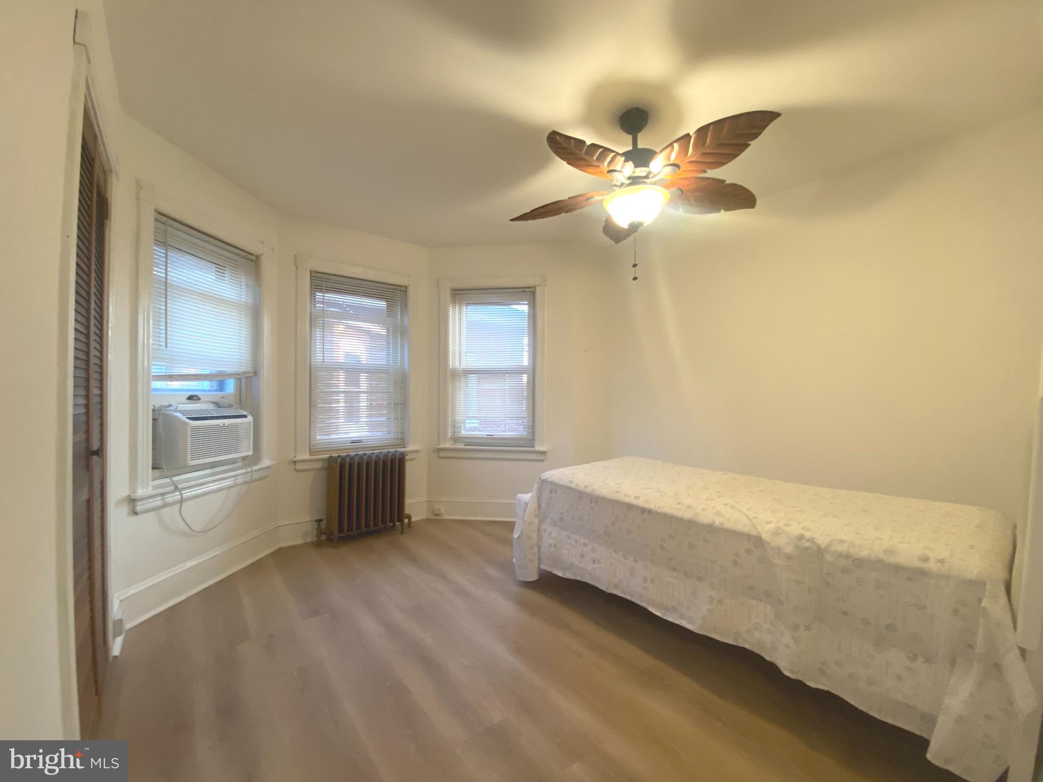 GARRETT HILL - Residential