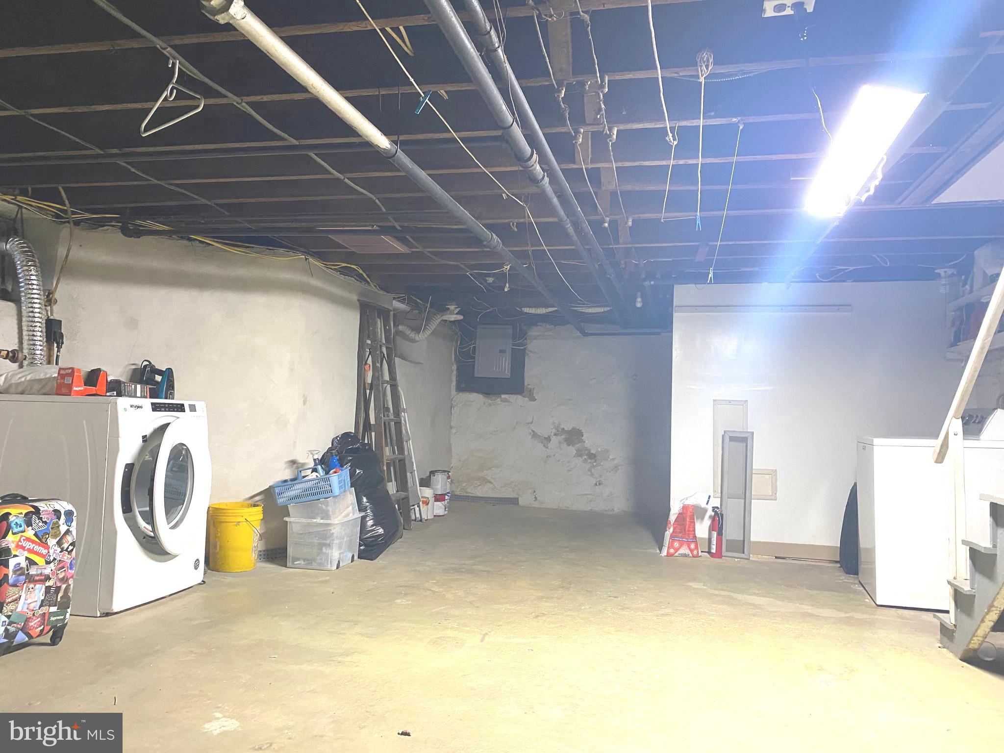 GARRETT HILL - Residential