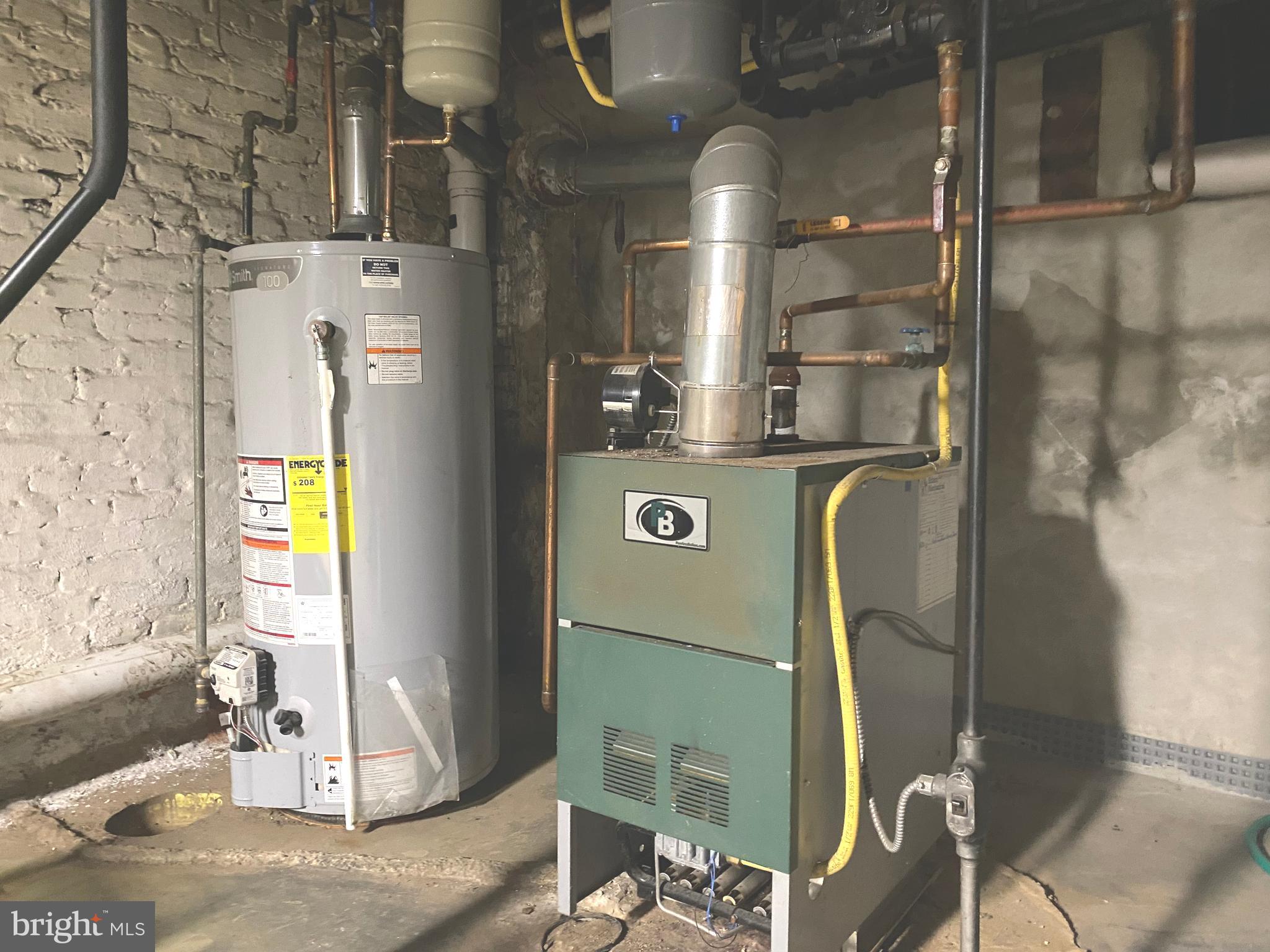 GARRETT HILL - Residential