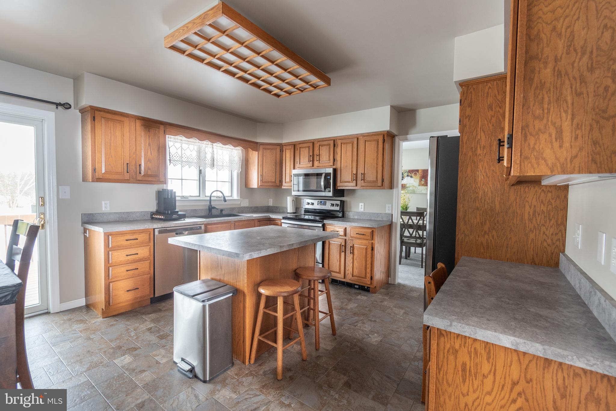 OAK GROVE - Residential