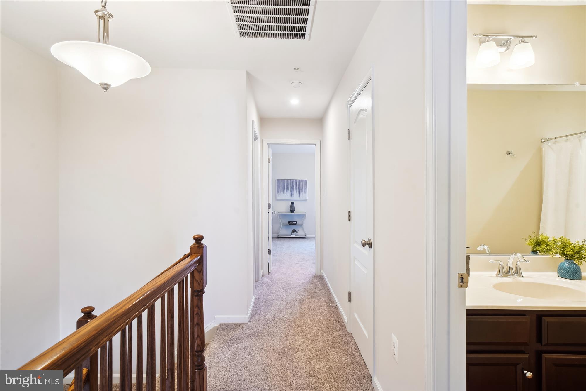 TALLYN RIDGE - Residential