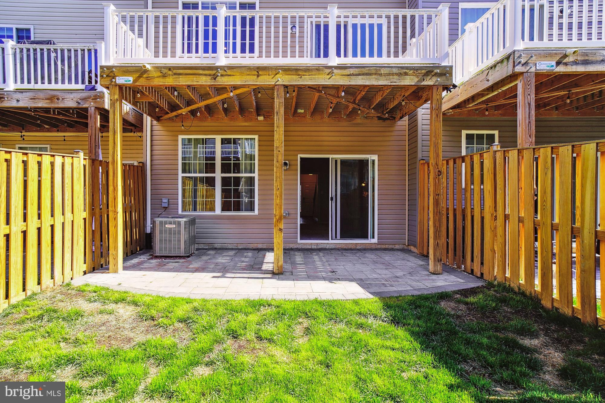 TALLYN RIDGE - Residential