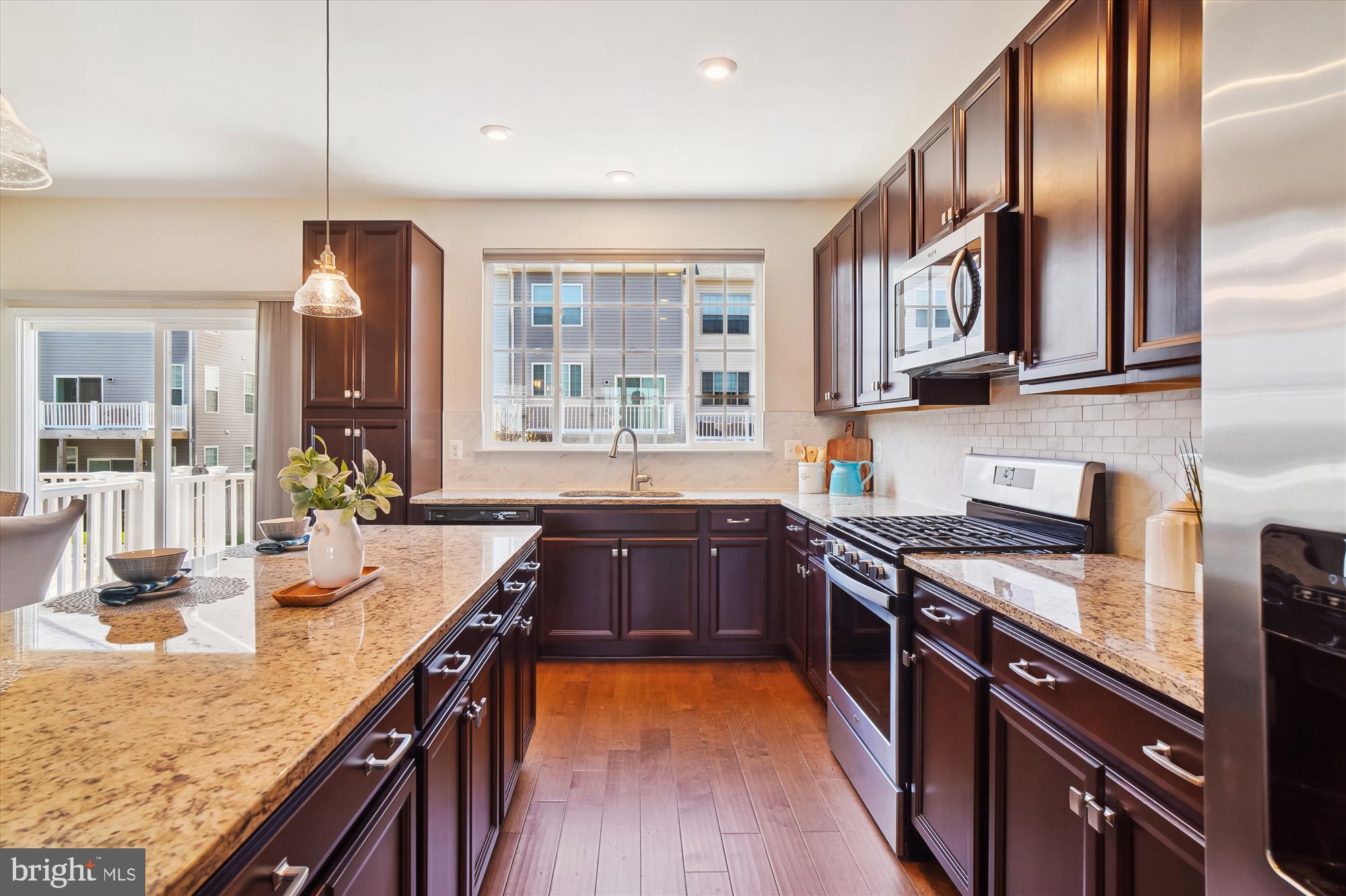 TALLYN RIDGE - Residential