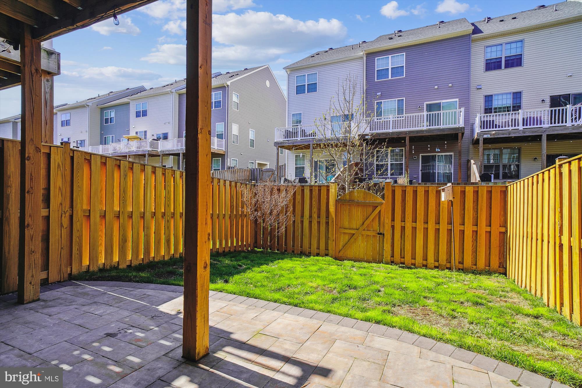 TALLYN RIDGE - Residential