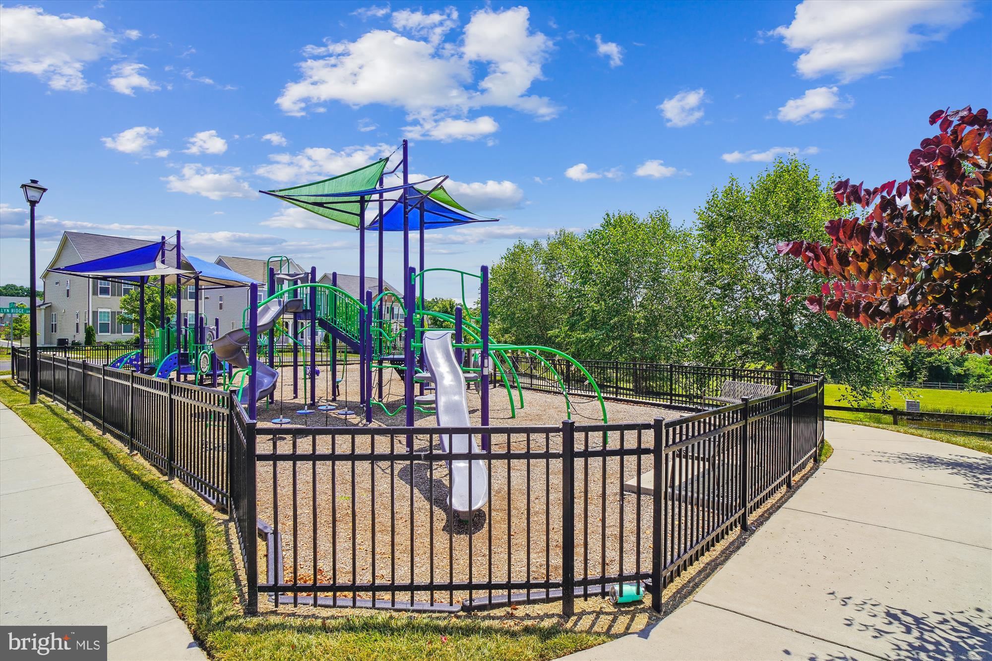 TALLYN RIDGE - Residential