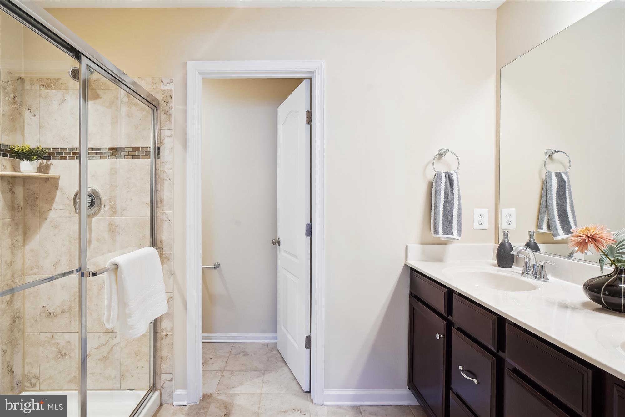 TALLYN RIDGE - Residential