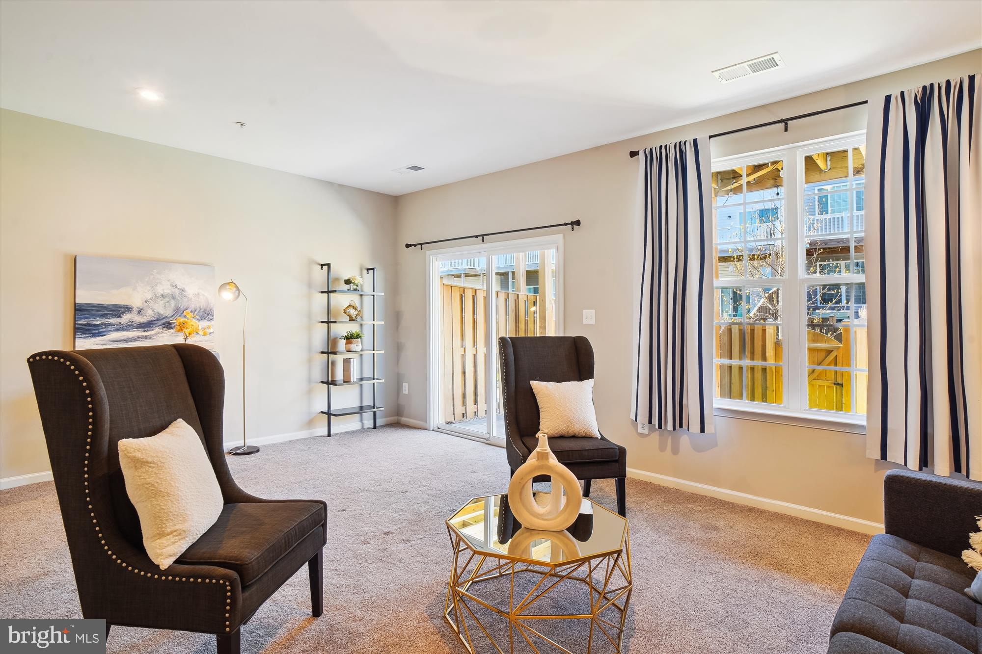 TALLYN RIDGE - Residential